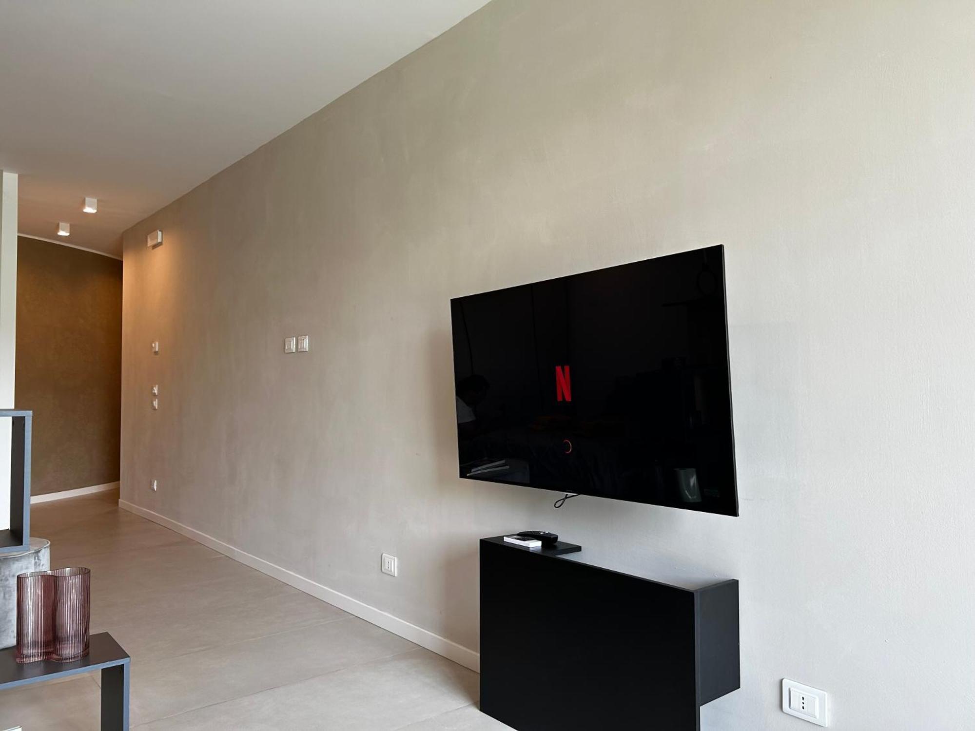 House With Vineyard View, For 3 Guests, With Private Covered Parking Space * Negrar