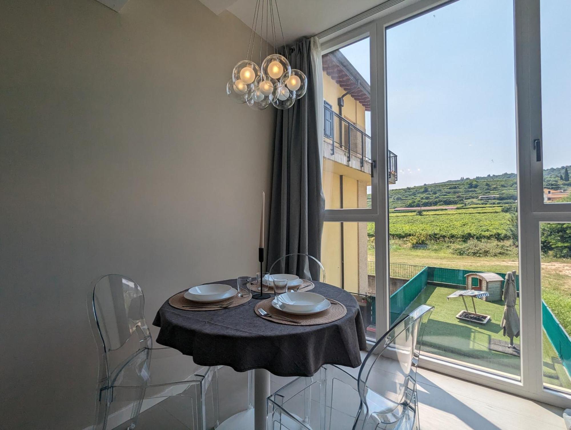 Apartment House With Vineyard View, For 3 Guests, With Private Covered Parking Space *